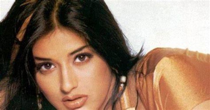 16 Bollywood Hotties That'll Drop Your Jaw