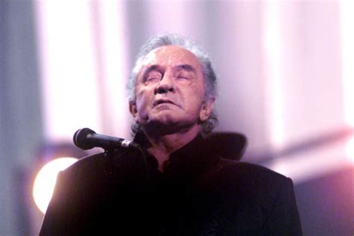 17 Years Ago Today Johnny Cash Dies at 71 WKKY Country 104.7