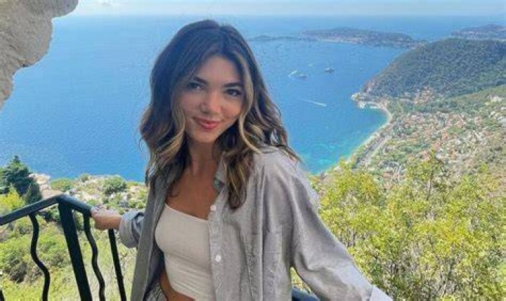Alisha Newton Height Weight Body Stats Age Family Facts
