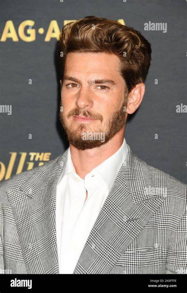 Andrew Garfield Attends 2022 SAG Awards with Girlfriend Alyssa Miller