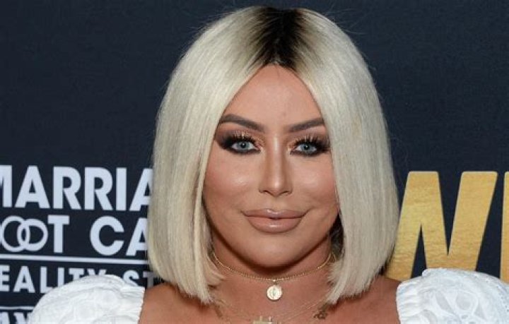 Aubrey O’Day Net worth, House, Car, Salary, Boyfriend & Family 2018