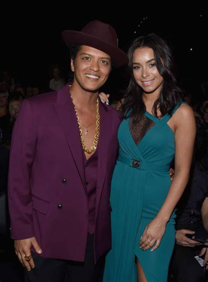 Bruno Mars Wife Skinny Ninja Mom