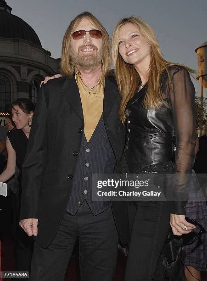 Dana York, Tom Petty's Wife 5 Facts You Need to Know