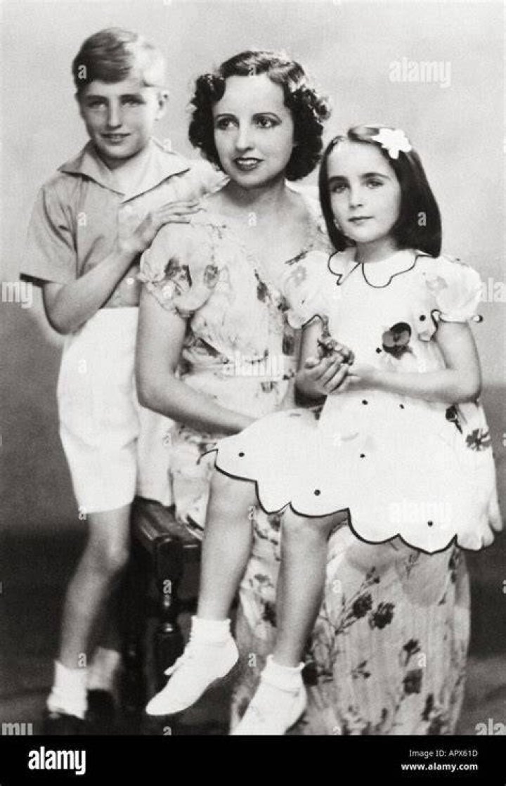 Elizabeth Taylor with her brother, Howard Элизабет тейлор, Кинозвезды