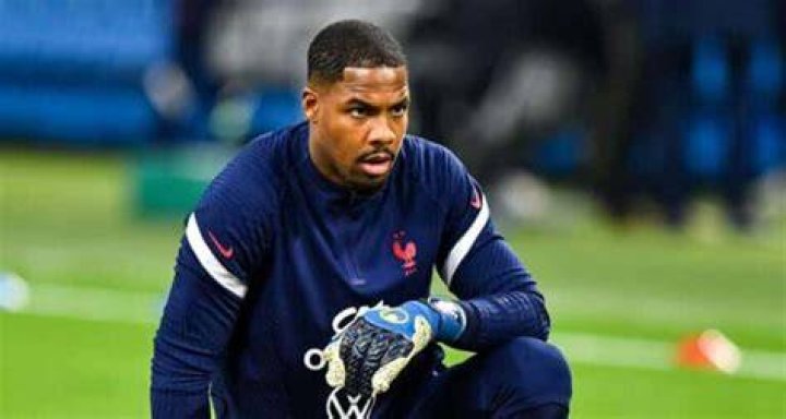 FootLigue 1 Mike Maignan, meilleur gardien ! HaitiTempo
