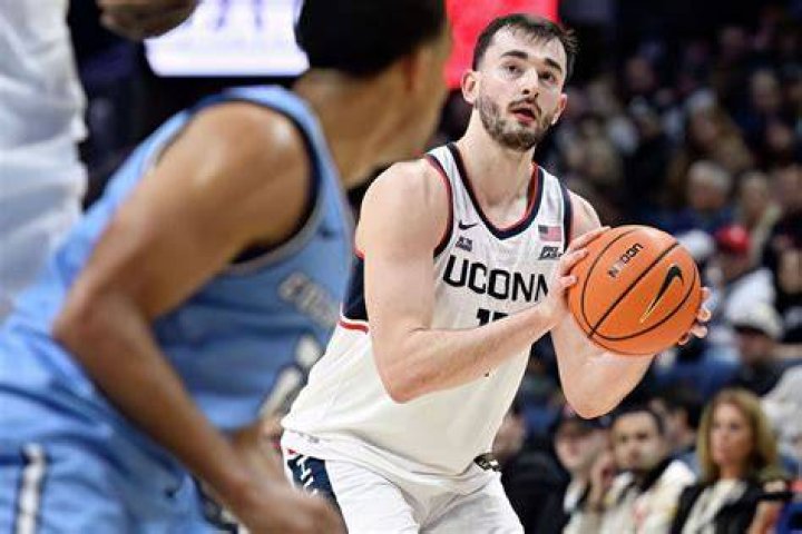Fourstar forward Alex Karaban commits to UConn men’s basketball The