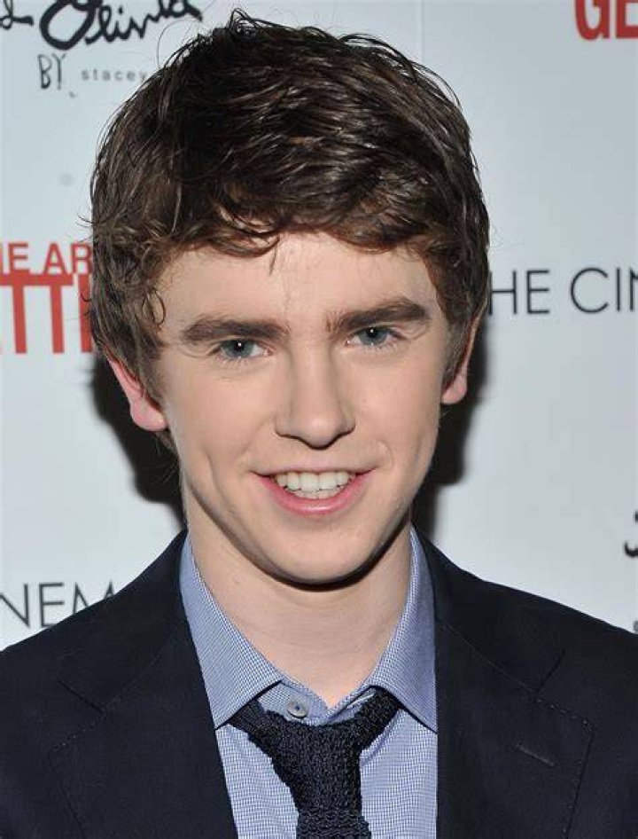 Freddie Highmore Profile Images — The Movie Database (TMDb)