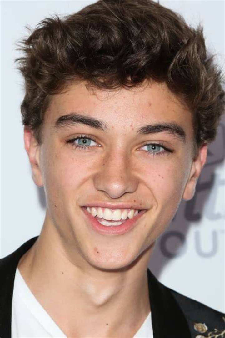 Gavin Casalegno (Actor) Wiki, Bio, Age, Height, Weight, Dating