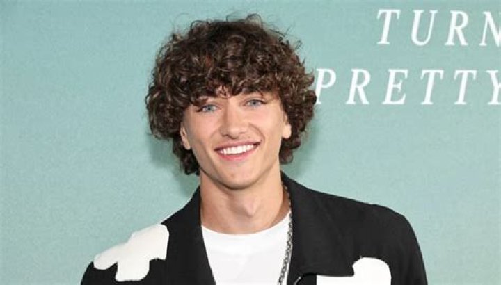 Gavin Casalegno Biography, Height & Life Story Super Stars Bio