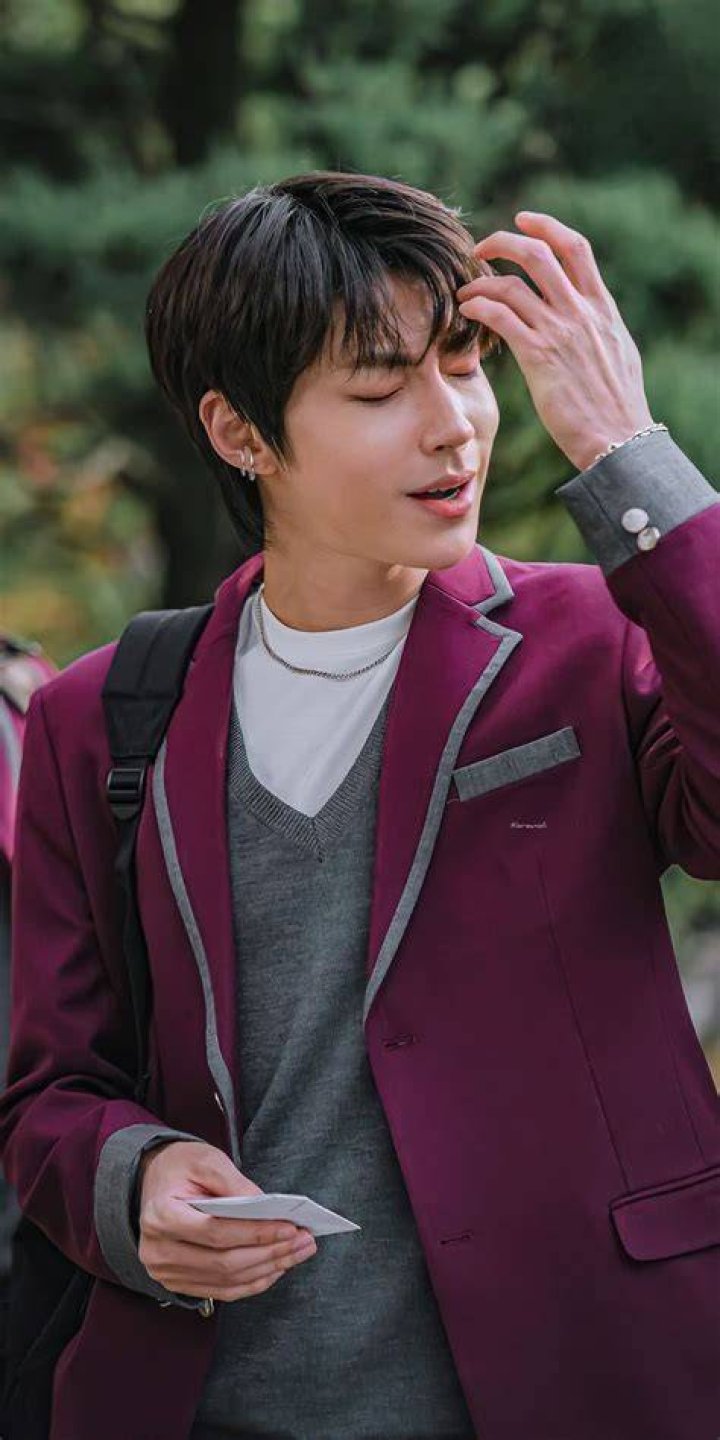 Hwang In Yeop (True Beauty) Lifestyle 2020 Family, Facss, Girlfriend
