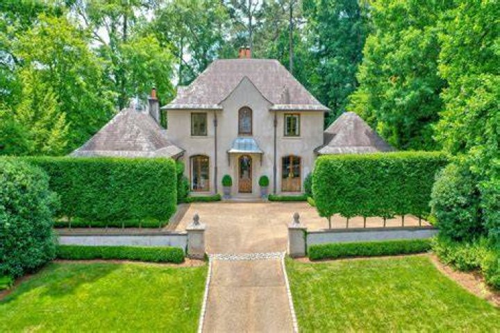 Immaculate Keith Summerour Buckhead Home in Atlanta, GA, United States