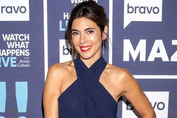 JamieLynn Sigler in Workout 09/16/2019 • CelebMafia
