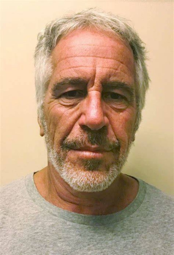 Jeffrey Epstein's girlfriend visited him in prison 10 days before his