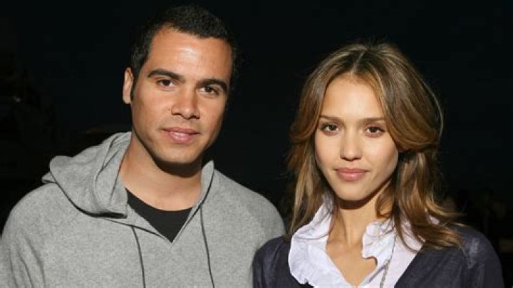 Jessica Alba, Cash Warren Share Rare Photo With All 3 Kids Us Weekly
