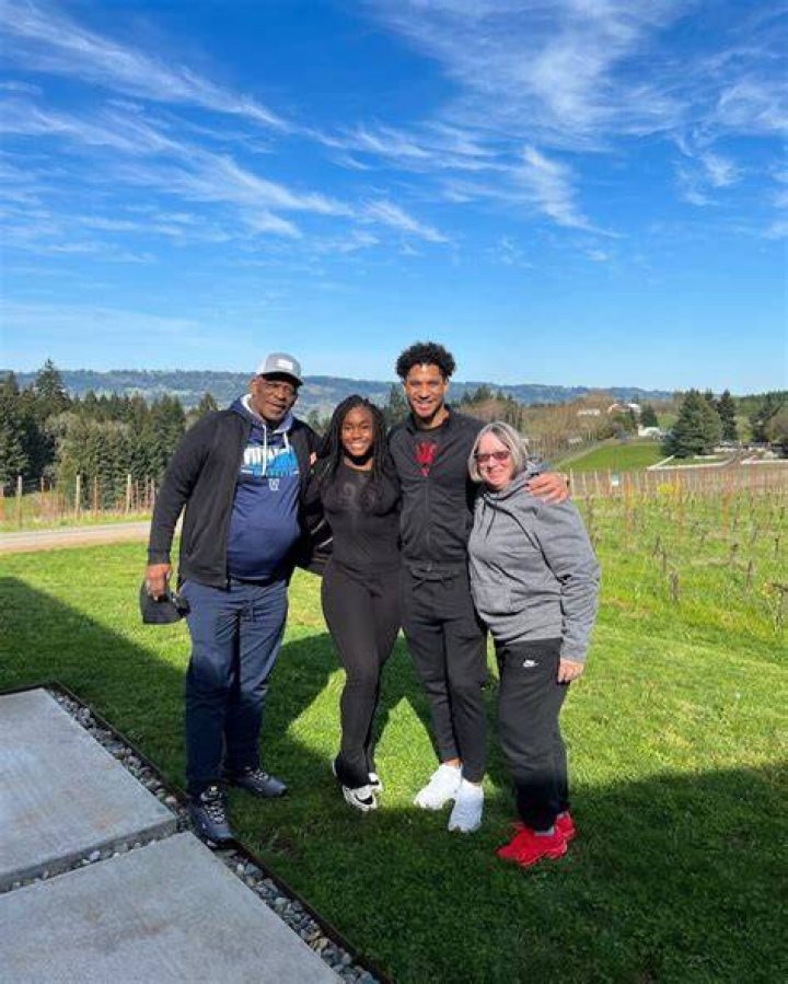 Josh Hart Broer Moses Joseph Zuster Aimee en familie NBAnieuws