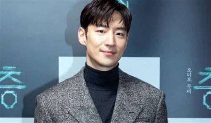 Lee Je Hoon revient sur sa carri&egrave;re, parle de ses espoirs en tant qu