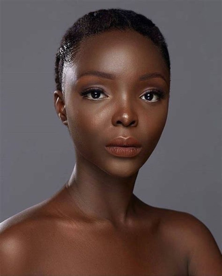 Meet Nigerian Model Who Went Viral After Begging For Popularity On