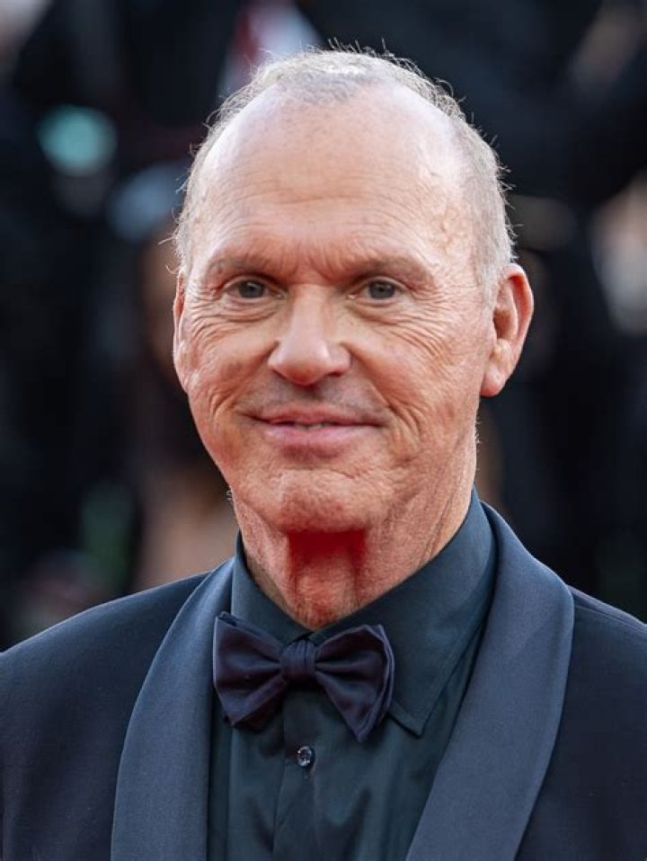 Michael Keaton Photos Of The Actor Hollywood Life