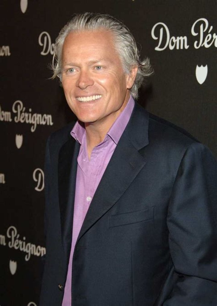 Michel Stern biography What is known about Lisa Kudrow’s husband? Legit.ng
