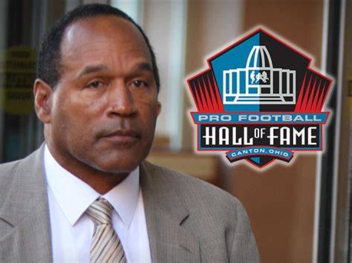 O.J. Simpson, Football Hall of Famer Accused of Murder, Dead at 76
