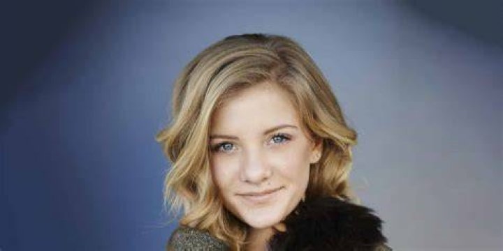 Paige Hyland Età, altezza, patrimonio netto, bio, fidanzato