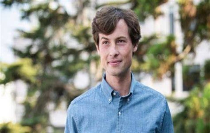 Reed Paul Jobs age, net worth, wiki, family, biography and latest