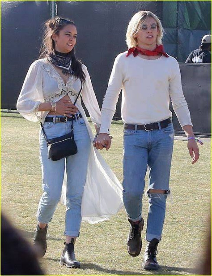 Ross Lynch And Courtney Eaton Remain Friendly After Breakup
