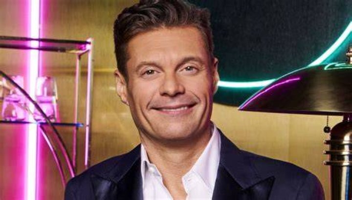 Ryan Seacrest's Girlfriend Aubrey Paige Makes Rare Appearance on 'Live