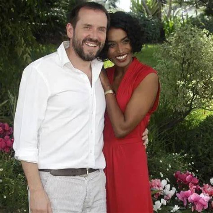 Sara Martins Biography, Married, Husband, Family, Net Worth Celebily