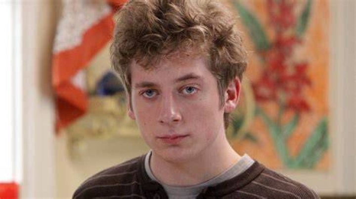 Shameless Some Fans Find Lip Completely Unbearable