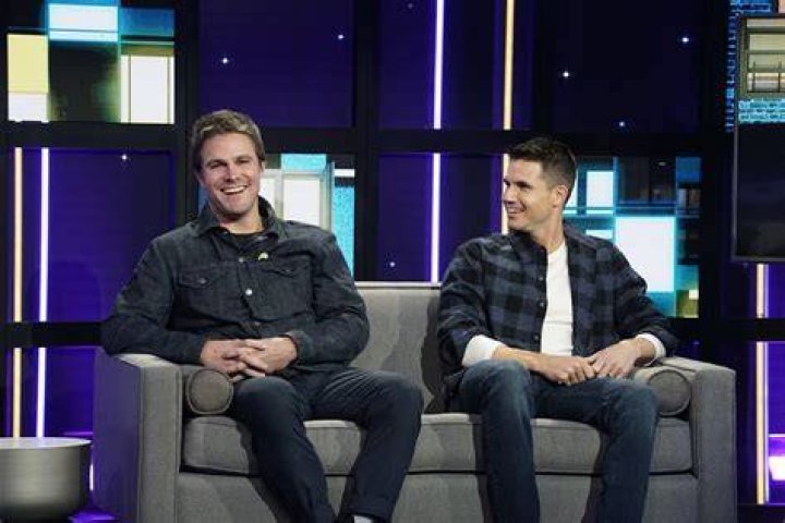 Stephen & Little Brother Robbie amell, Stephen amell, Amell brothers