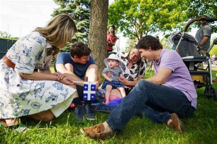 Tag Melanie Joly children — Thedistin