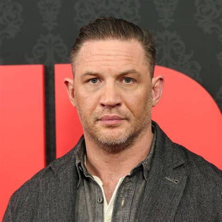 Tom Hardy Stars You Didn’t Know Had Kids Hardy, Tom hardy, Tom hardy son