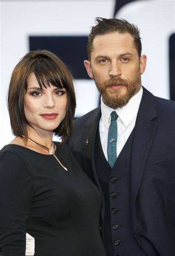 Tom Hardy Wife Here's What to Know Creeto