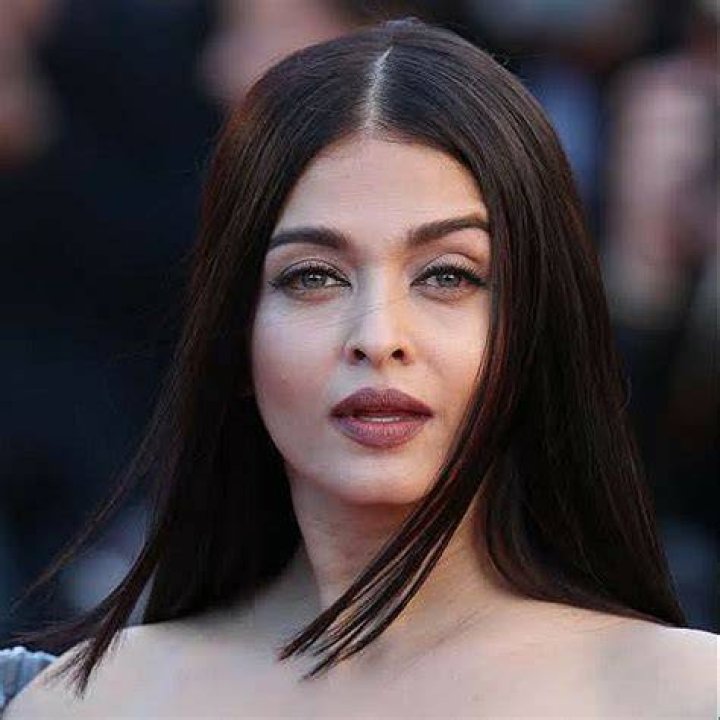 Top 10 Most Beautiful Bollywood Actresses 2014
