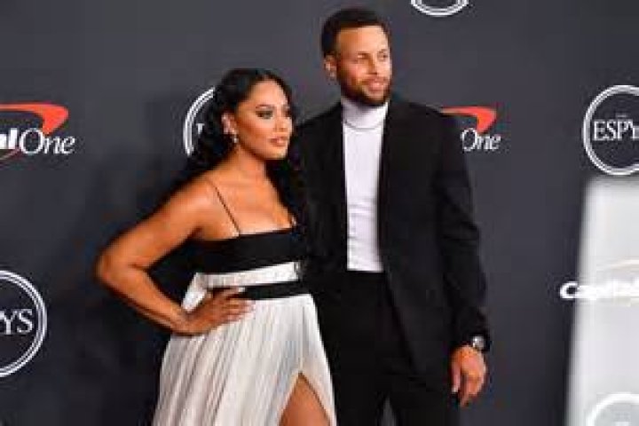 Top 88+ imagen ayesha curry ethnic background wiki Thpthoanghoatham