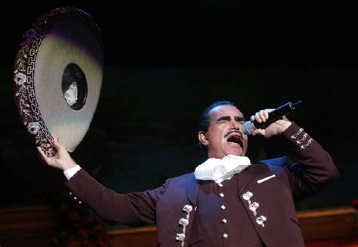 Vicente Fernández, revered Mexican singer, dies at 81 Orlando's Best
