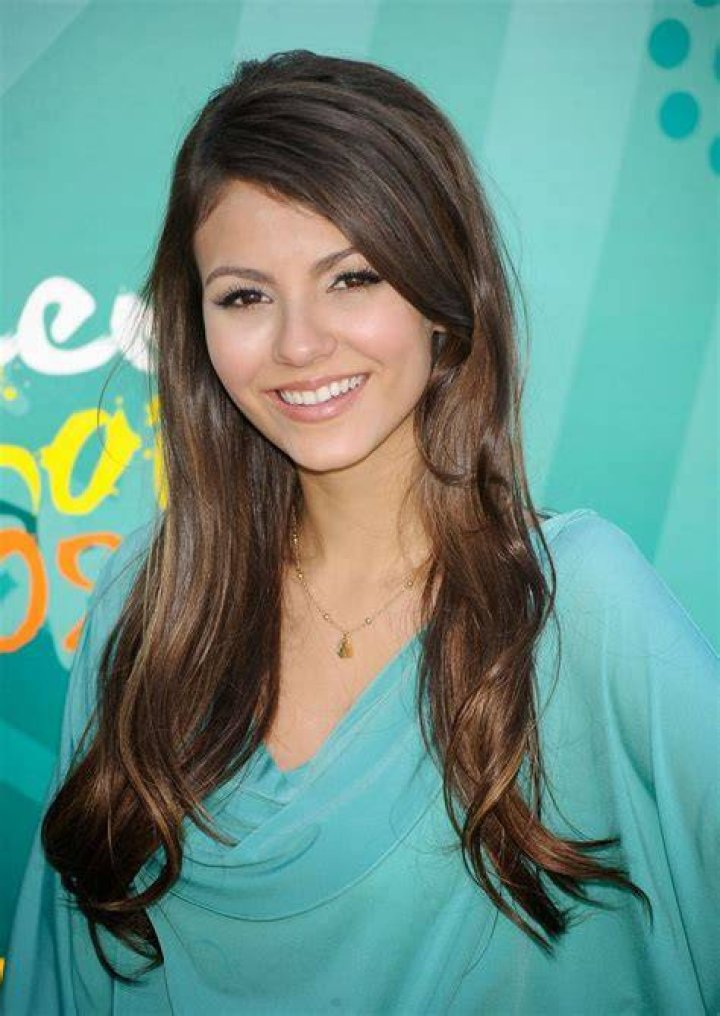 Victoria Justice Gallery Super Stars Bio
