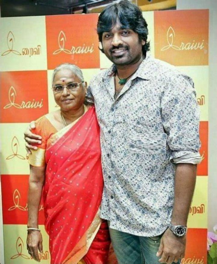 Vijay Sethupathi Mother's Question To Vijay On Master Sets
