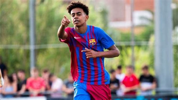 YAMINE LAMAL! 15 YEARS BARCELONA BEAST IN THE MAKING GOALS & SKILLS