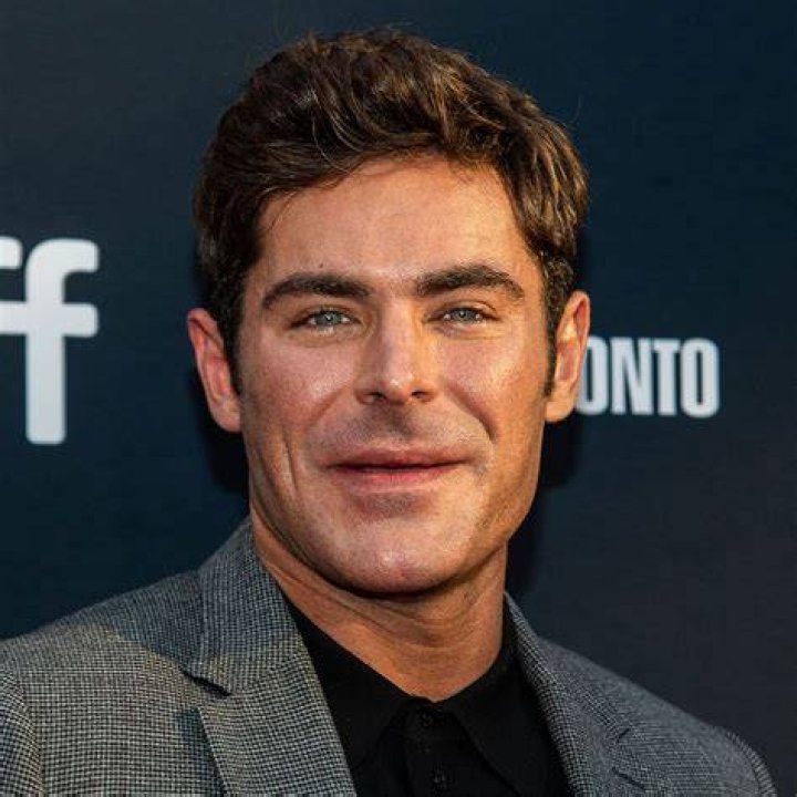 Zac Efron can’t keep his lips off girlfriend Sami Miró Page Six